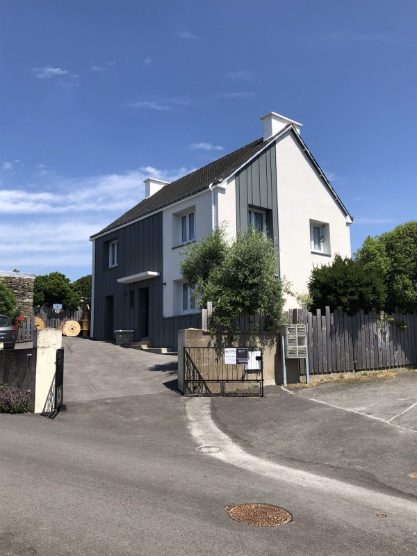 Maison de bourg rénovée à Meucon